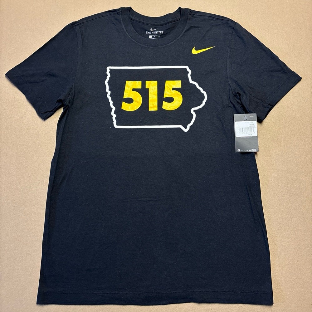 NEW Nike Iowa Hawkeyes T-Shirt 515 Area Code Black Men’s Size Small S Tee Shirt
